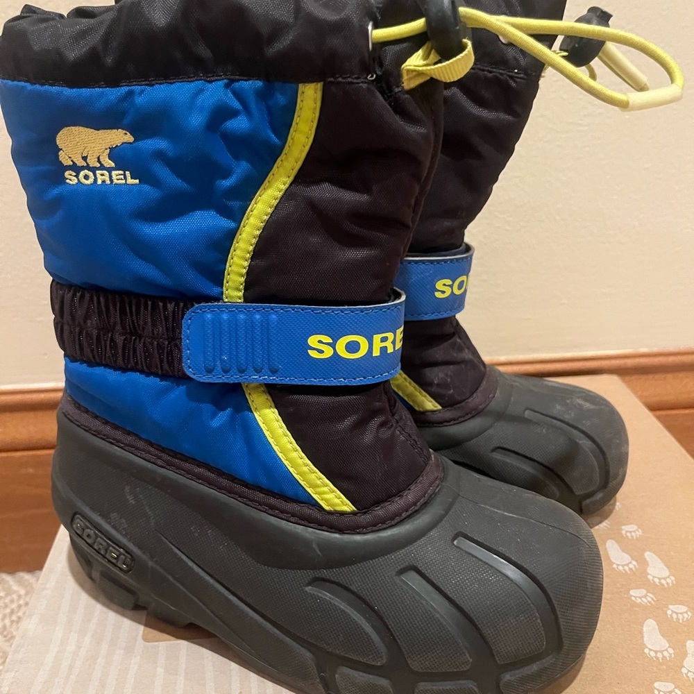 Sorel Kids' Blue and Black Winter Boots ❄️